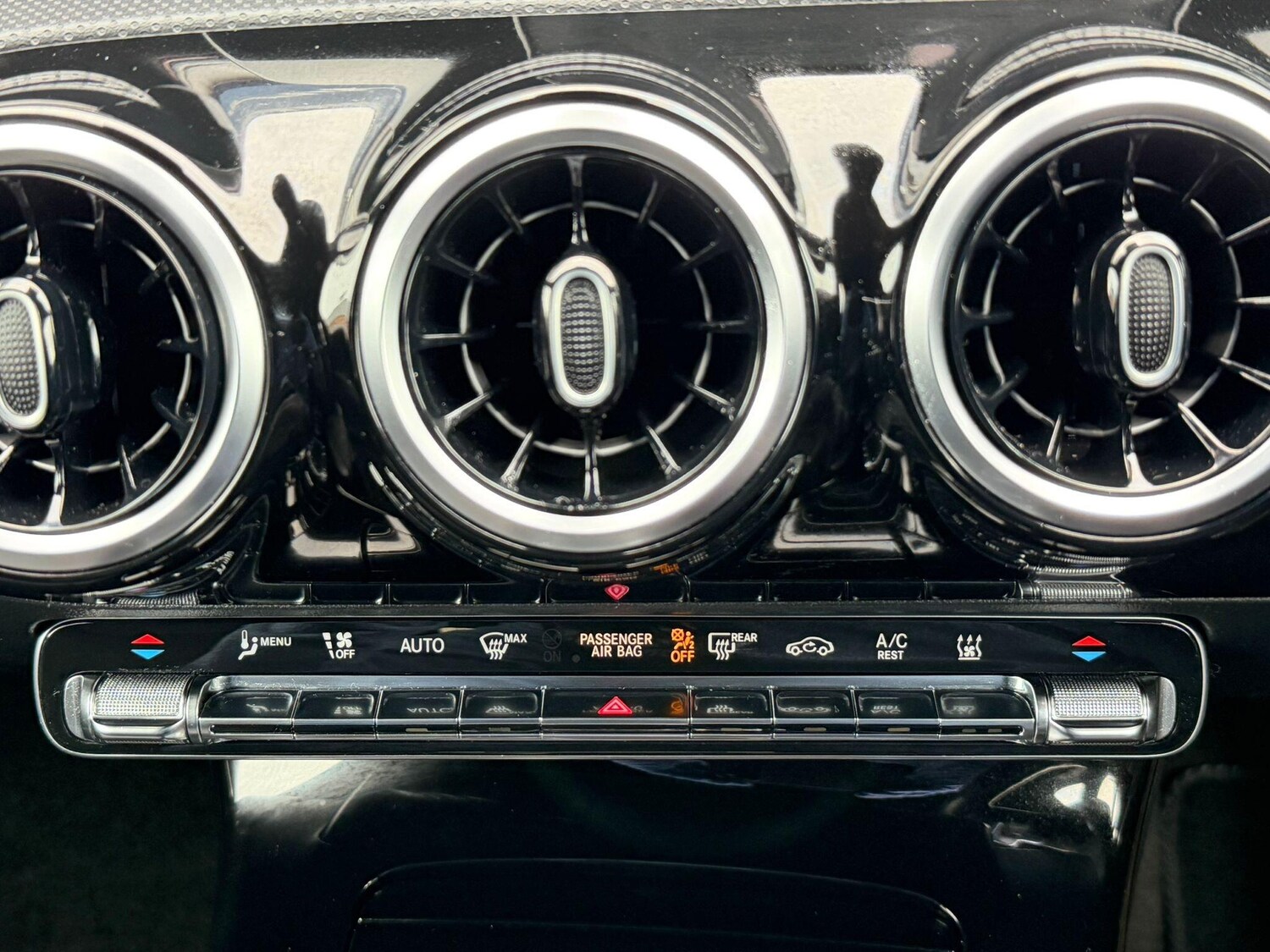 Used Mercedes-Benz A-Class for sale - 77908857: Photo 27