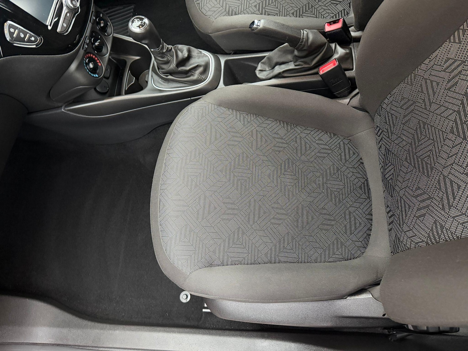 Used Vauxhall Corsa 2018 for sale - 77344531: Photo 27