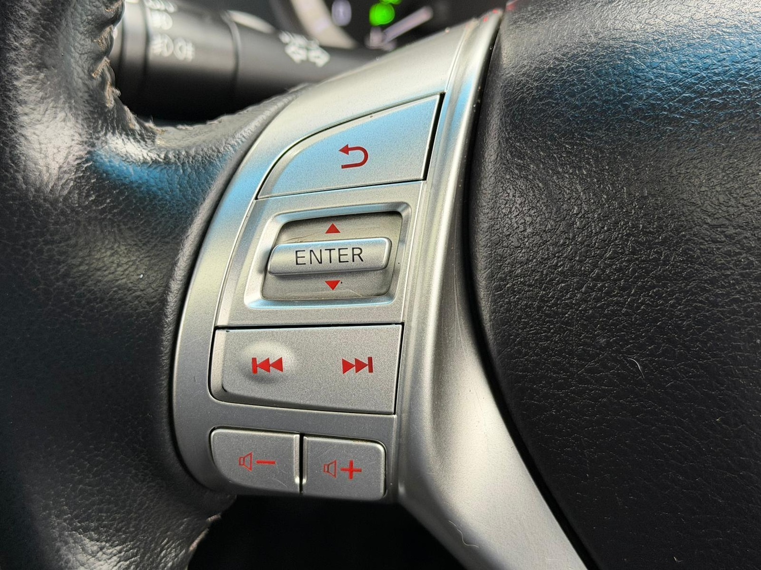 Used Nissan Navara for sale - 77978131: Photo 8