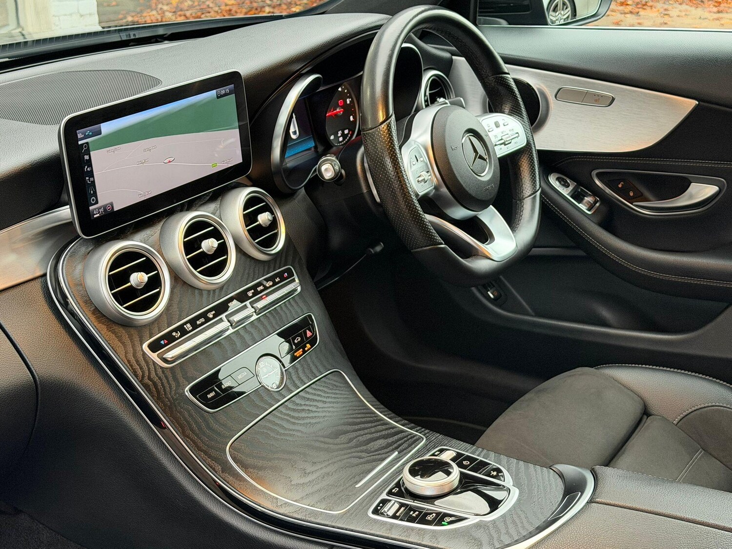 Used Mercedes-Benz C Class 2020 for sale - 76647537: Photo 6