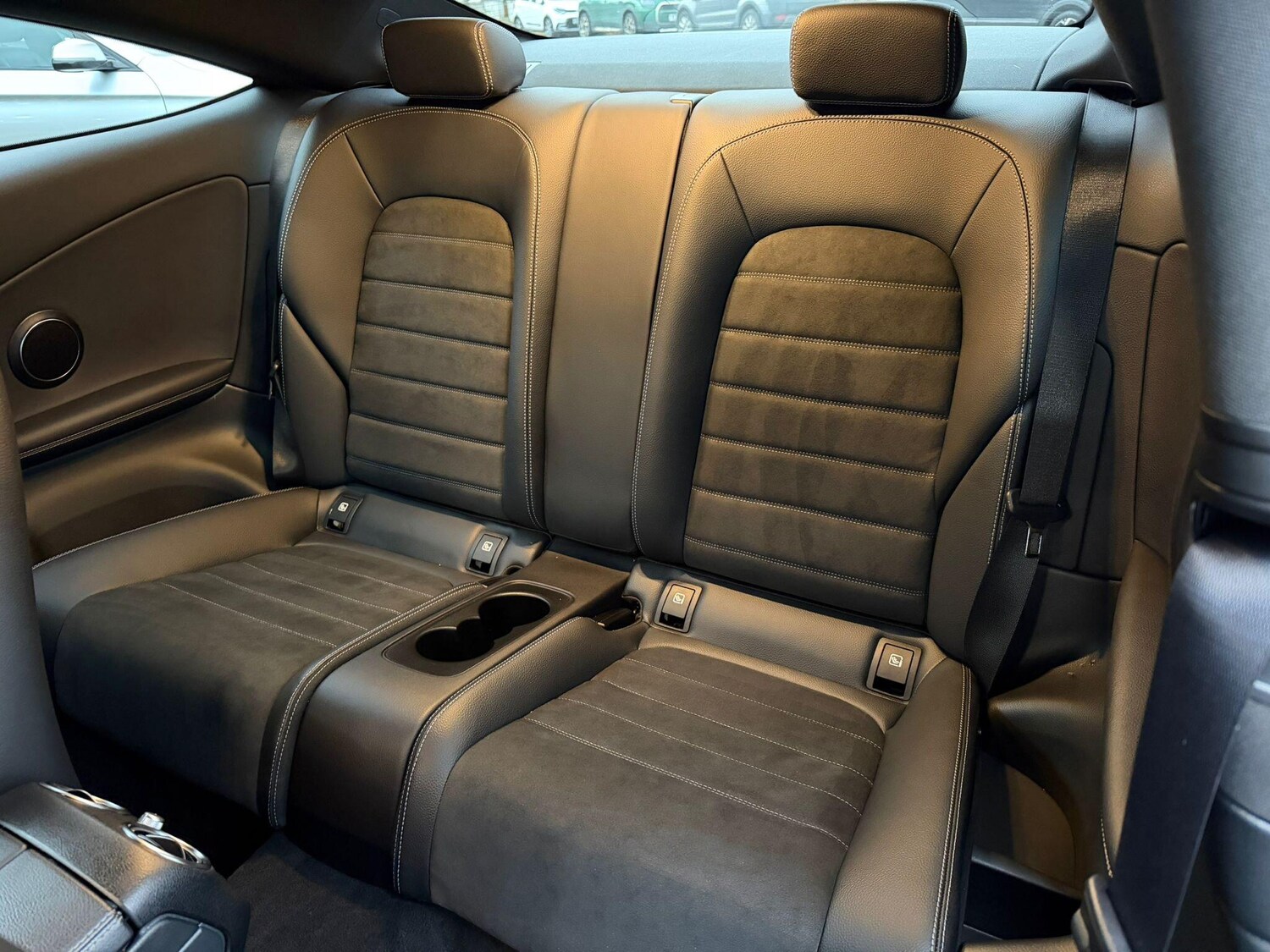 Used Mercedes-Benz C Class 2020 for sale - 76647537: Photo 9