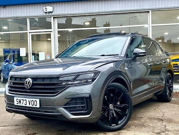 Used Volkswagen Touareg 2023 for sale - 76646348: Photo