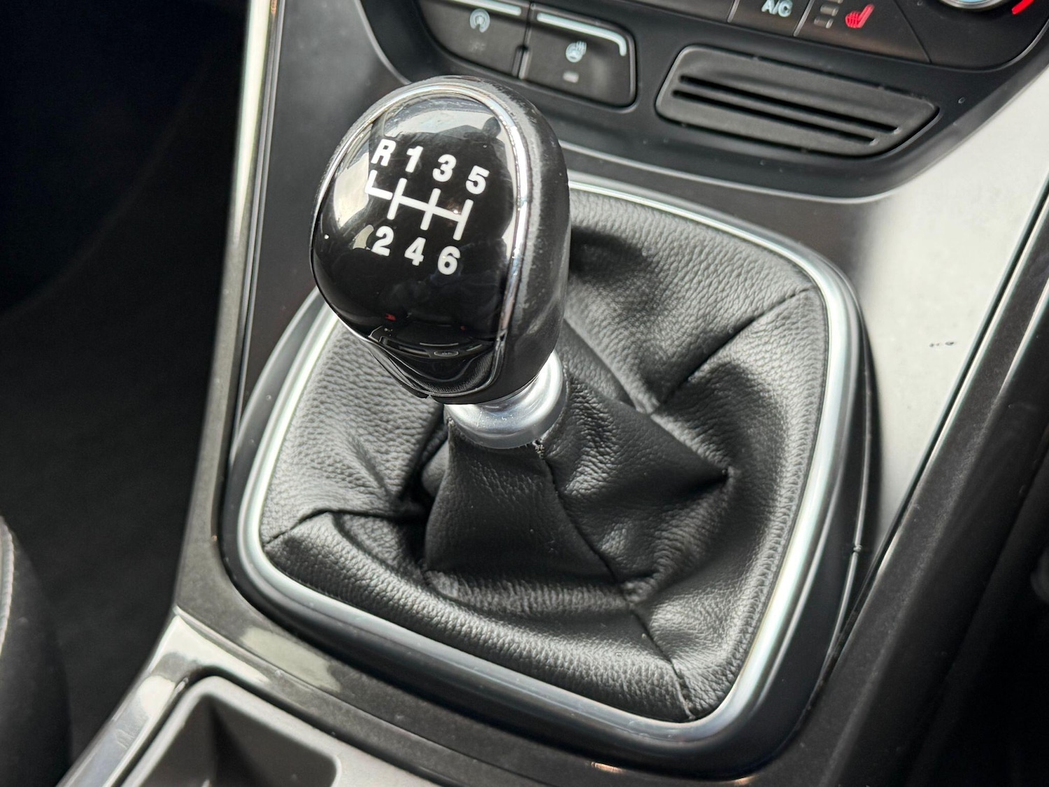 Used Ford Kuga 2019 for sale - 77469102: Photo 6