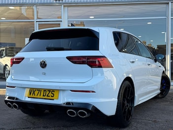 Used Volkswagen Golf 2021 for sale - 76700611: Photo