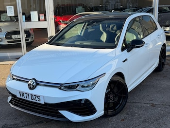 Used Volkswagen Golf 2021 for sale - 76700611: Photo