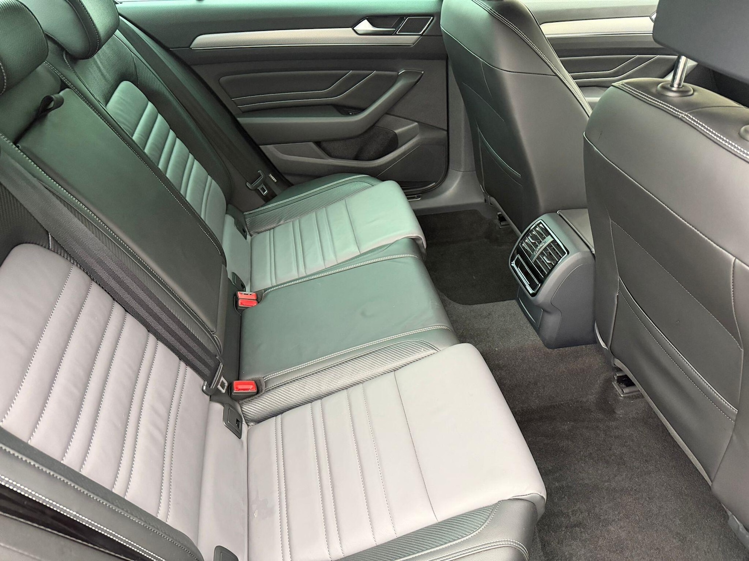 Used Volkswagen Passat for sale - 77396608: Photo 11