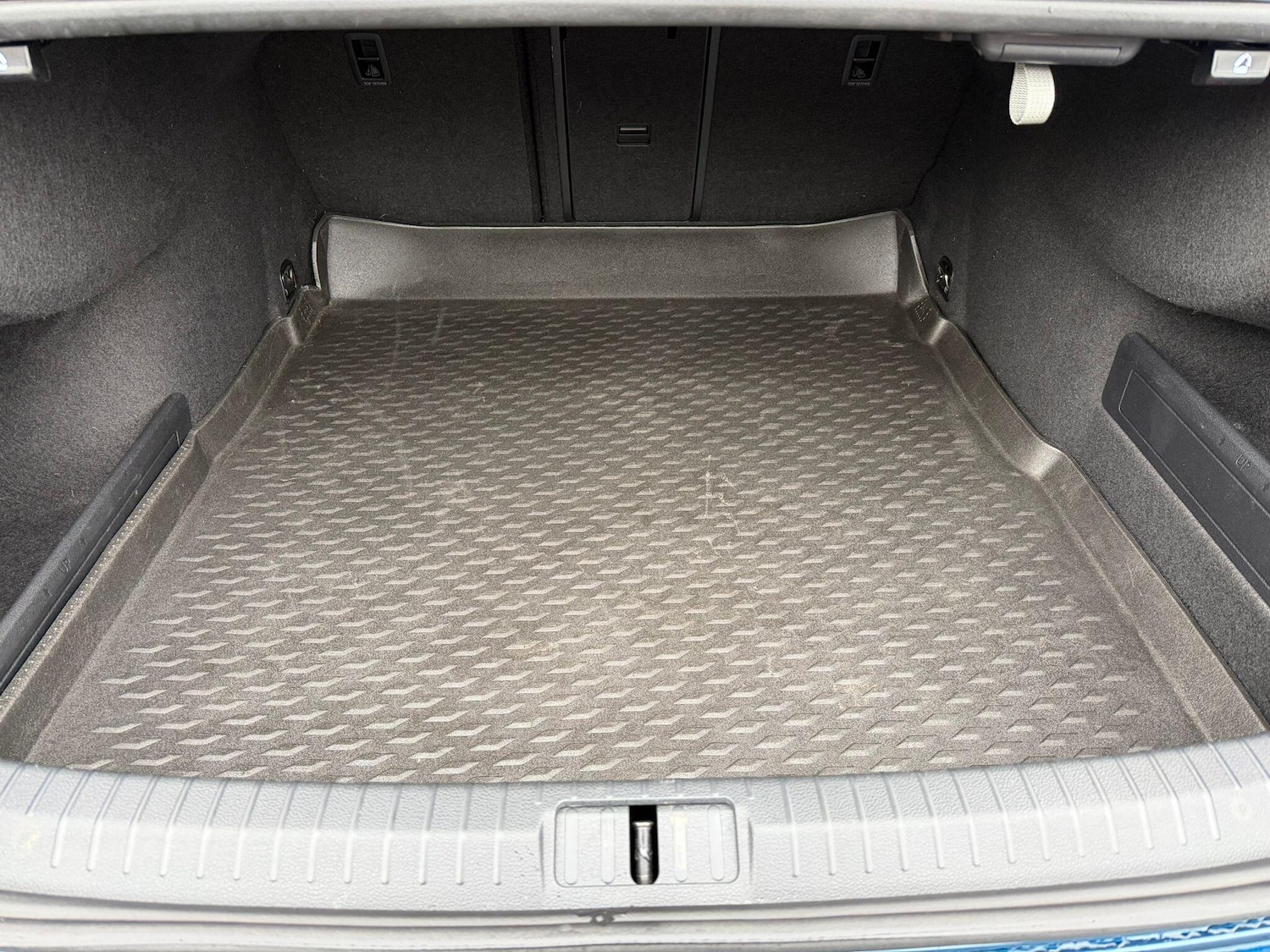 Used Volkswagen Passat for sale - 77396608: Photo 25