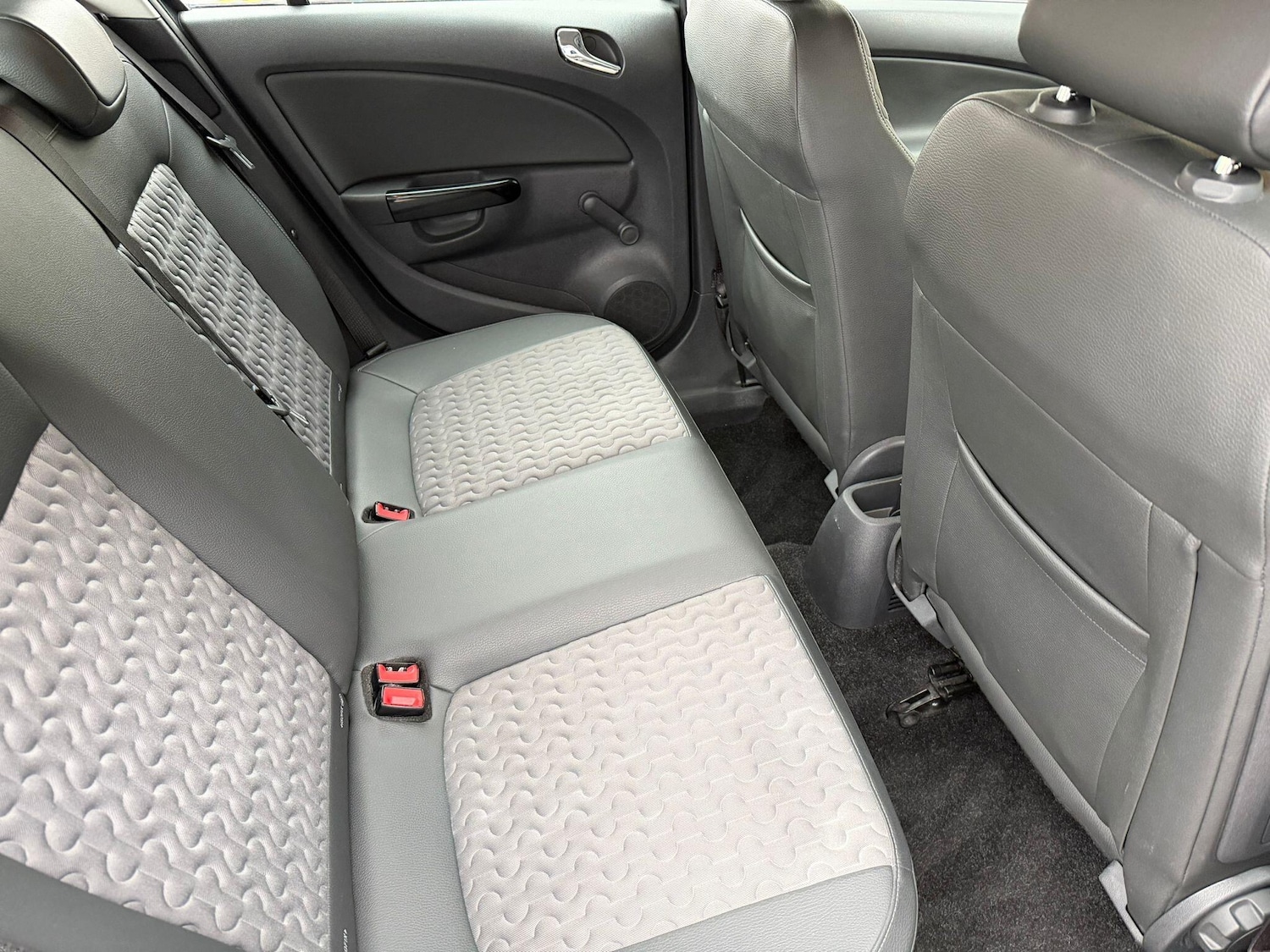 Used Vauxhall Corsa 2013 for sale - 77017193: Photo 10