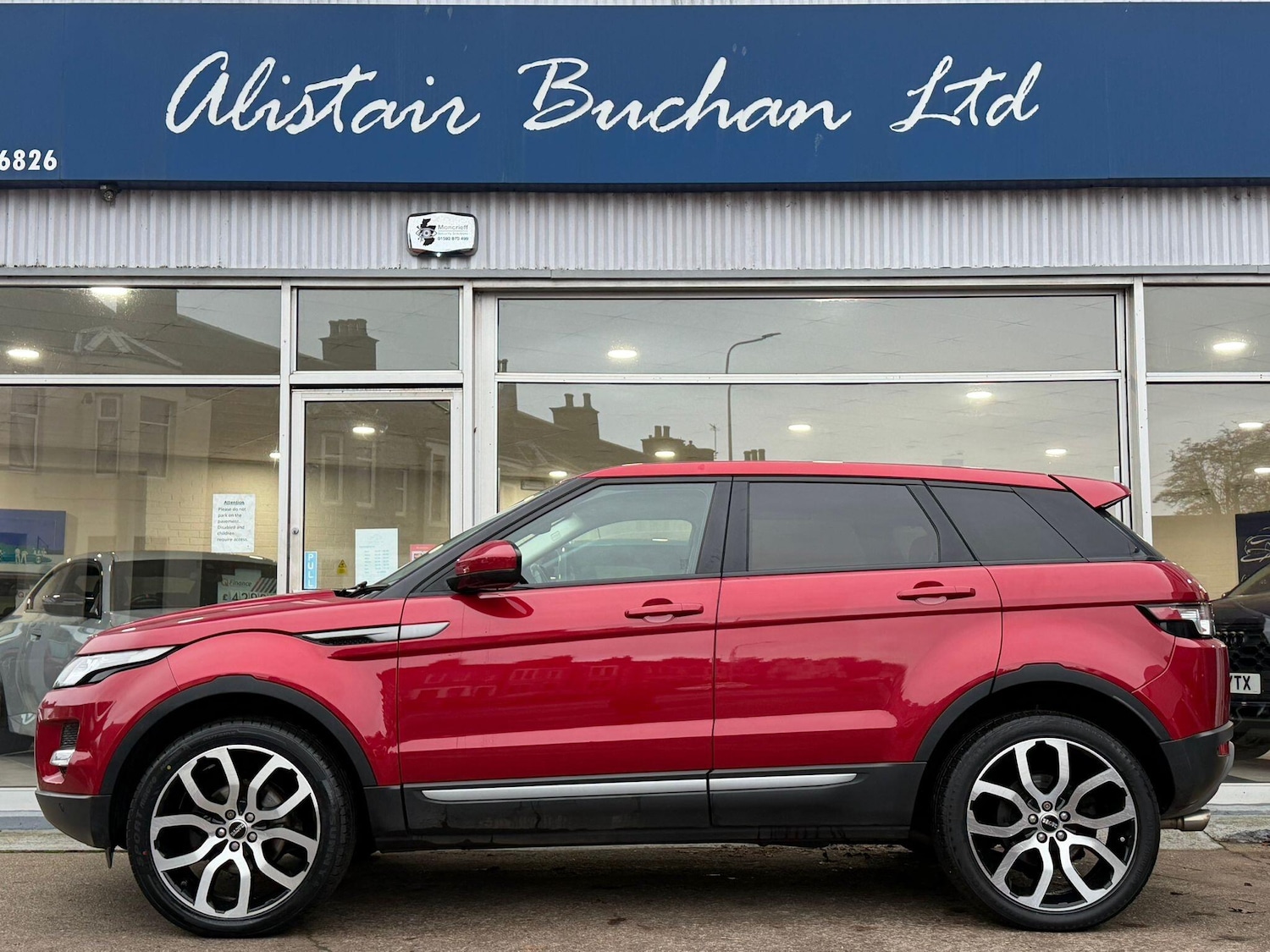Used Land Rover Range Rover Evoque 2015 for sale - 77040681: Photo 2