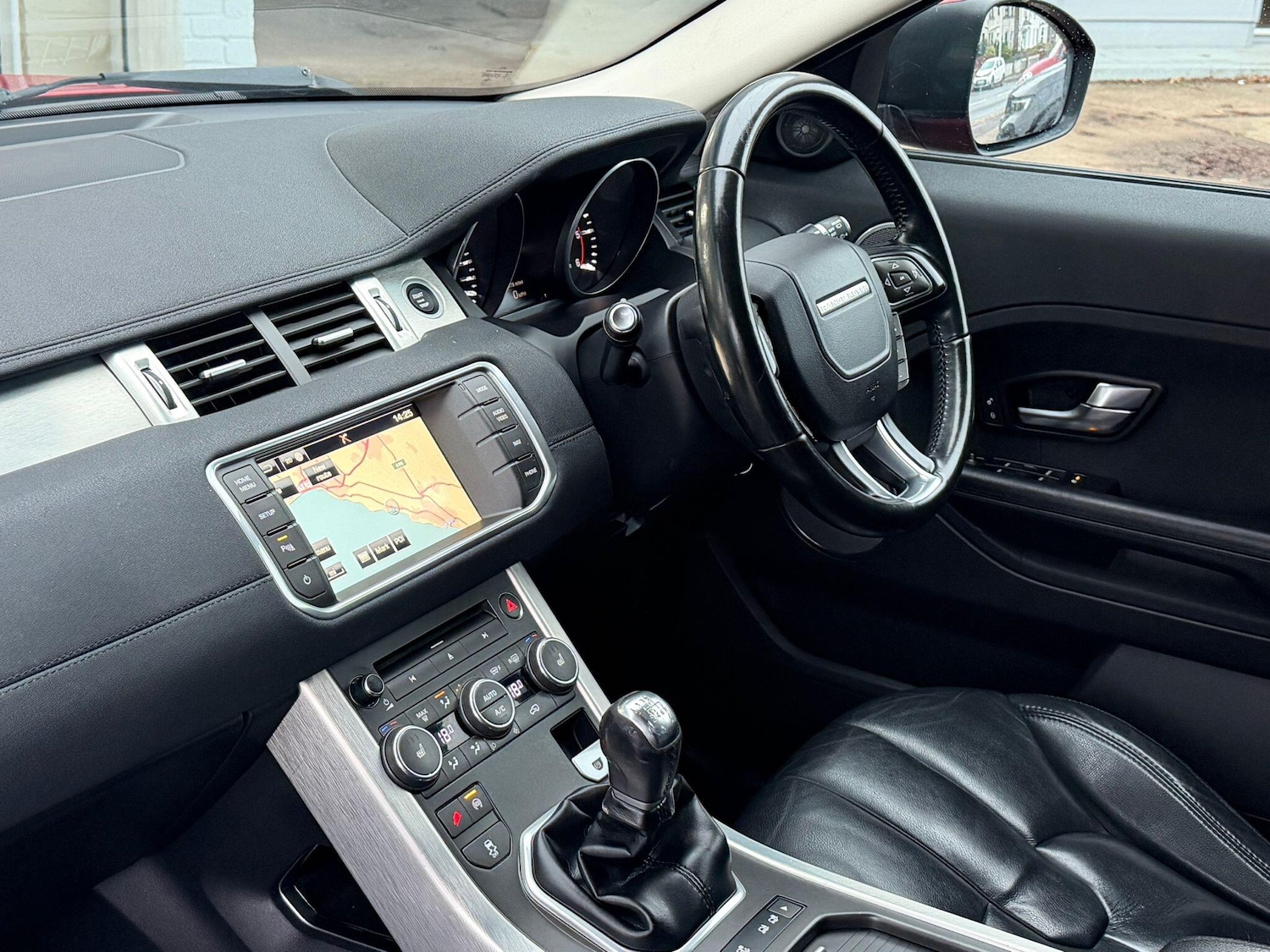 Used Land Rover Range Rover Evoque 2015 for sale - 77040681: Photo 8