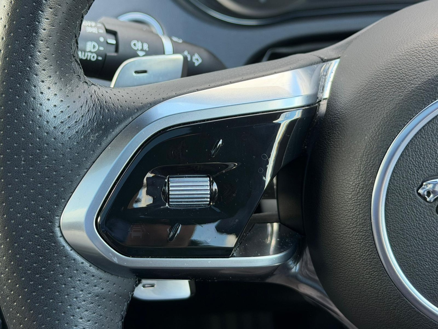 Used Jaguar E-Pace 2023 for sale - 76647484: Photo 16