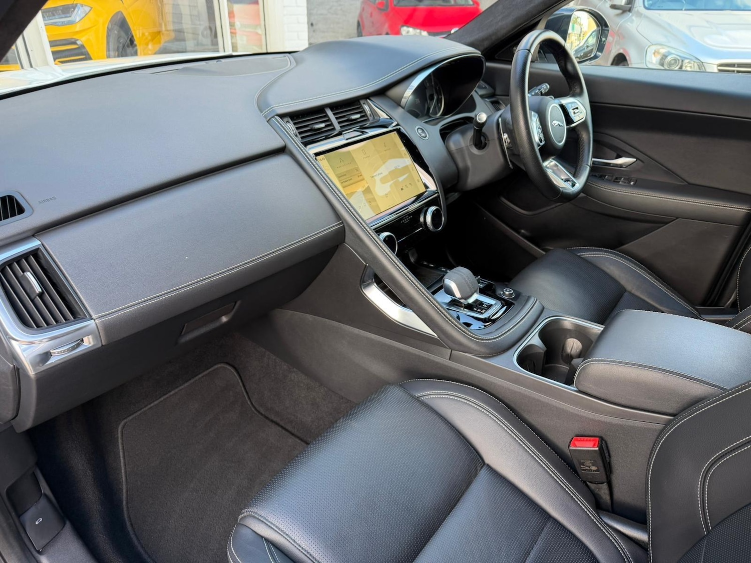 Used Jaguar E-Pace 2023 for sale - 76647484: Photo 8