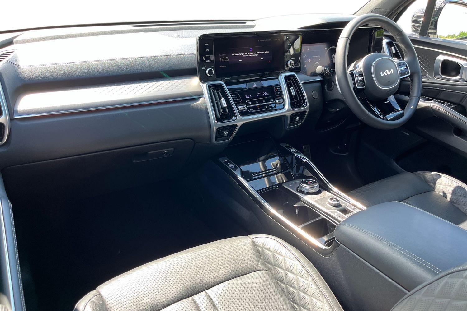 Used Kia Sorento 2023 for sale - 76675800: Photo 2