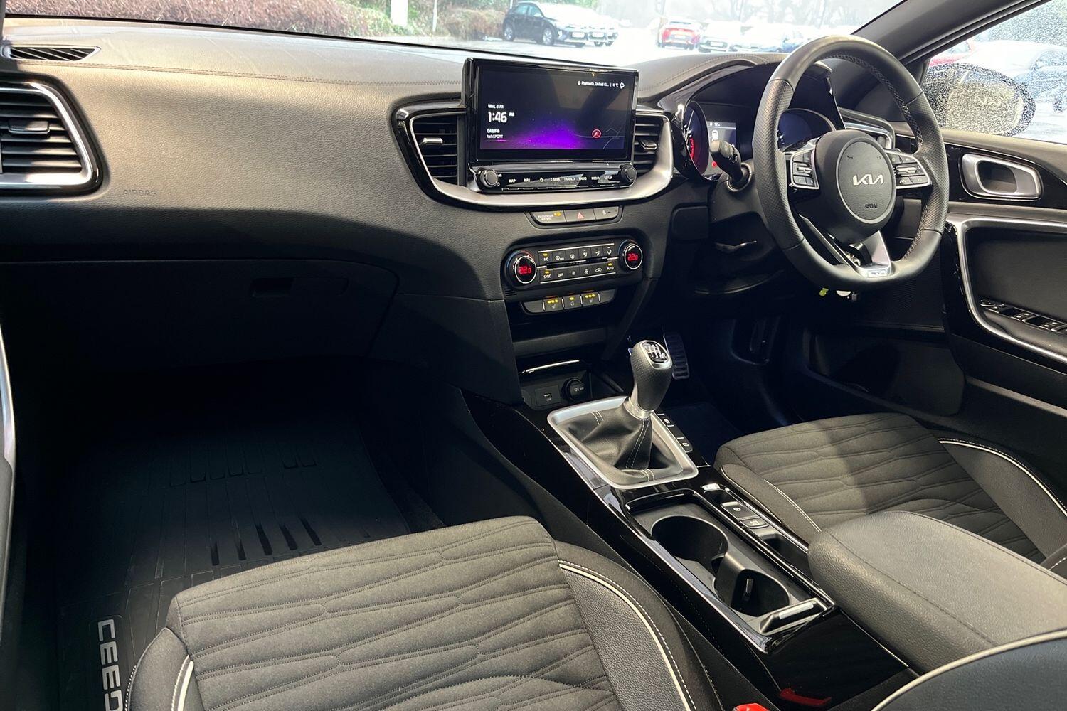 Used Kia Ceed 2025 for sale - 77480119: Photo 2