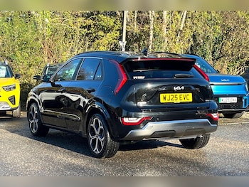 Used Kia Niro 2025 for sale - 76681485: Photo