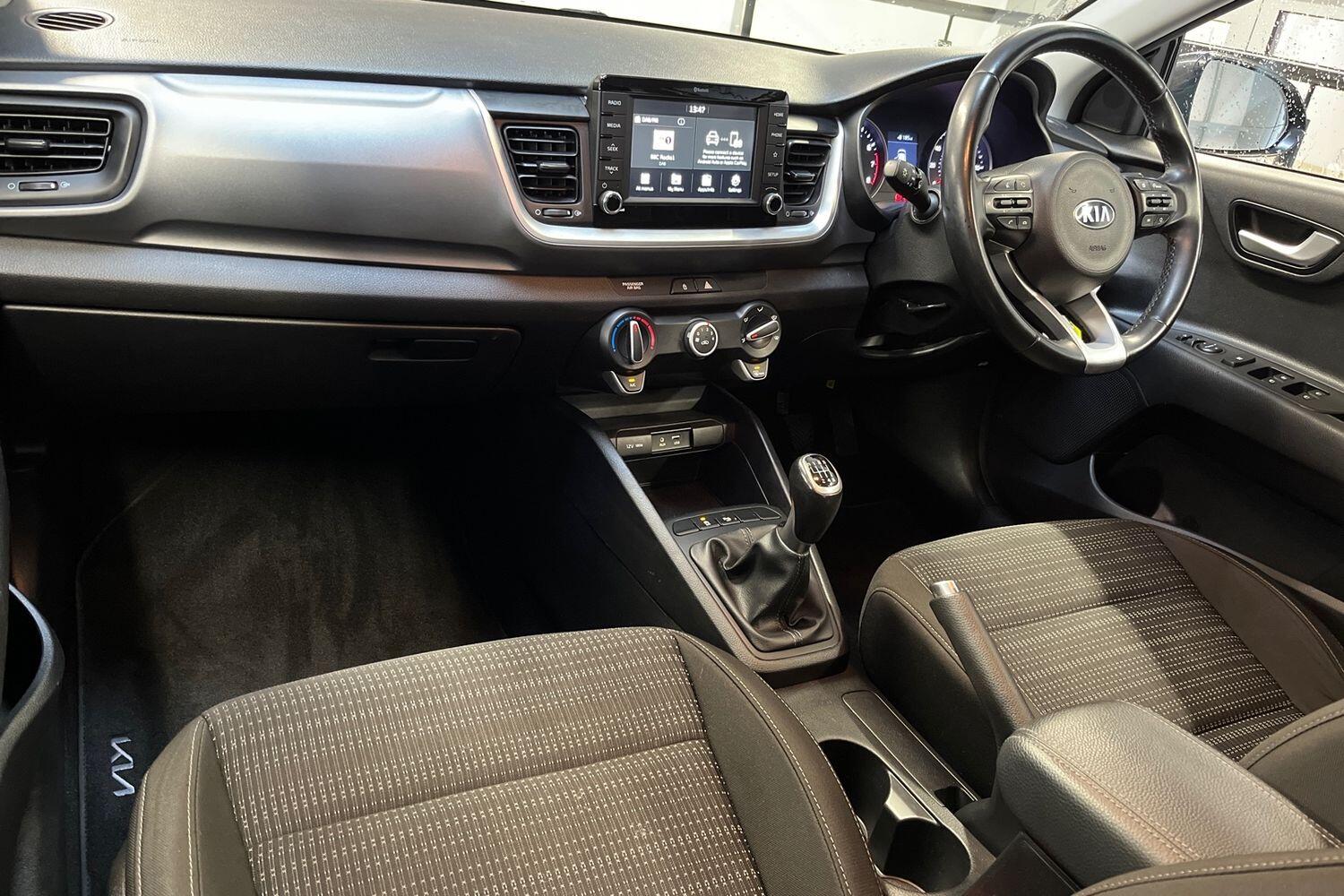 Used Kia Stonic 2019 for sale - 77277542: Photo 2