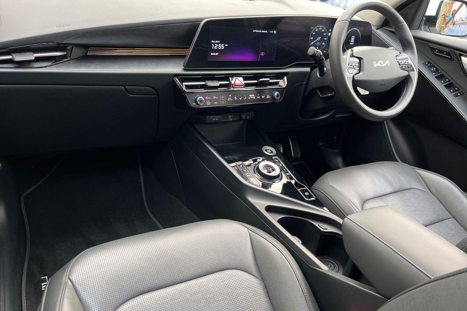 Used Kia Niro 2024 for sale - 76676585: Photo 2