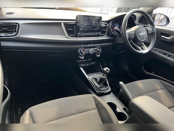 Used Kia Rio 2023 for sale - 76289075: Photo 2