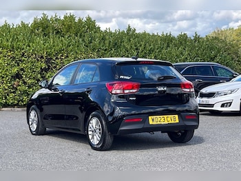 Used Kia Rio 2023 for sale - 76289075: Photo 3