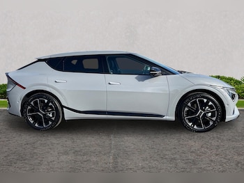 Used Kia EV6 2025 for sale - 76678046: Photo