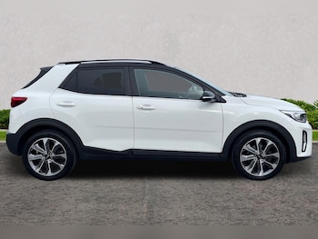 Used Kia Stonic 2021 for sale - 76785337: Photo