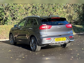 Used Kia Niro 2017 for sale - 76673529: Photo