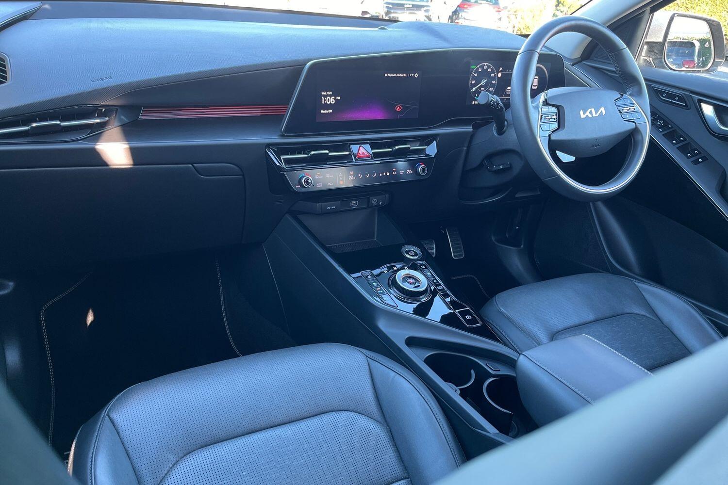 Used Kia Niro 2023 for sale - 76676555: Photo 2