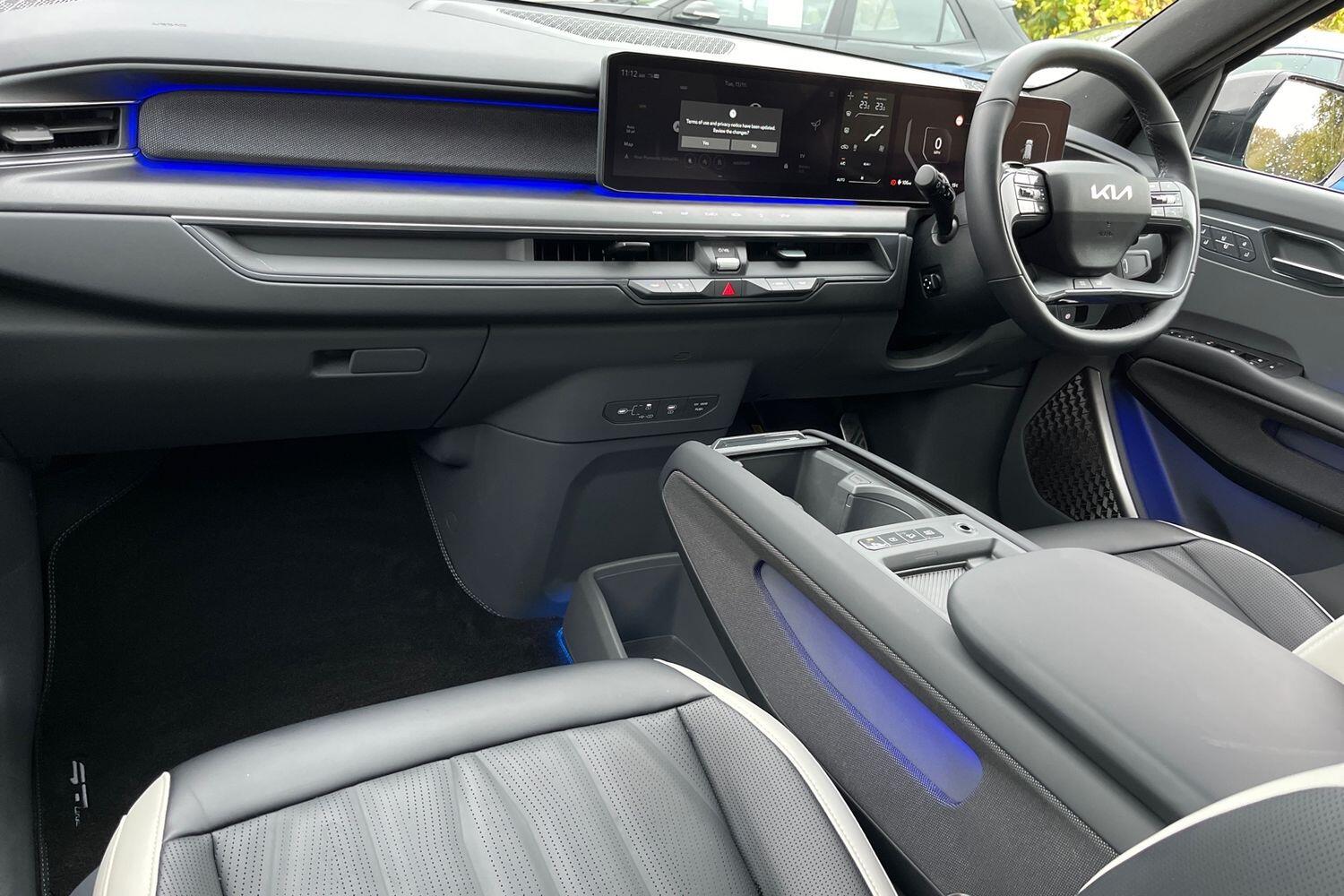 Used Kia EV9 2025 for sale - 76679318: Photo 2