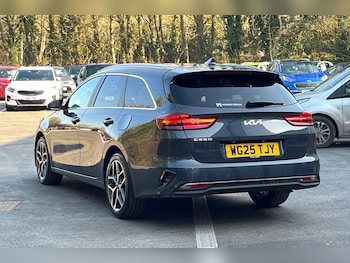 Used Kia Ceed 2025 for sale - 77891724: Photo