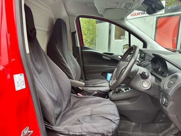Used Ford Transit Courier 2019 for sale - 76279931: Photo 16