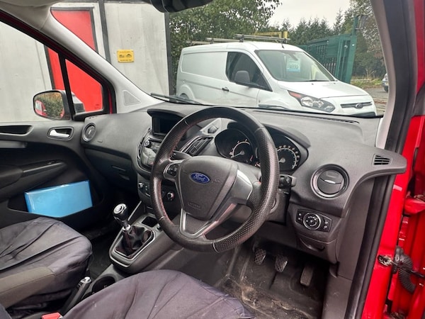 Used Ford Transit Courier 2019 for sale - 76279931: Photo 9
