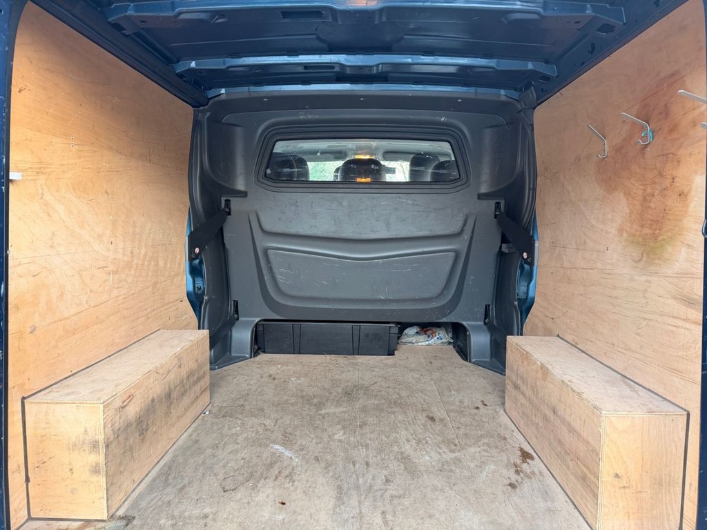 Used Vauxhall Vivaro 2016 for sale - 77200534: Photo 28