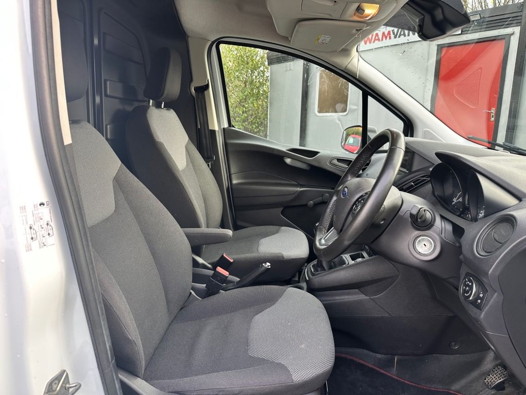 Used Ford Transit Courier 2020 for sale - 76642874: Photo 16