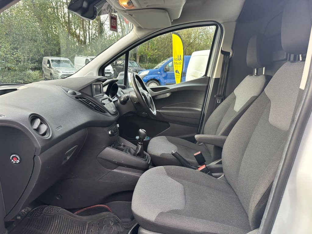 Used Ford Transit Courier 2020 for sale - 76642874: Photo 18