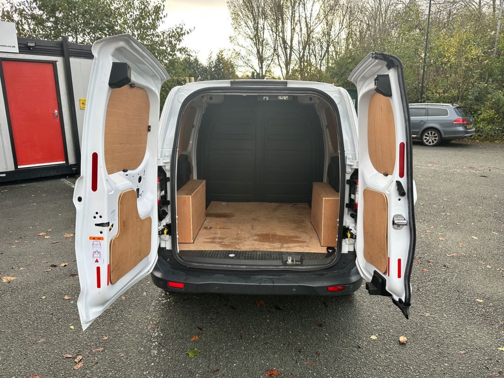 Used Ford Transit Courier 2020 for sale - 76642874: Photo 20