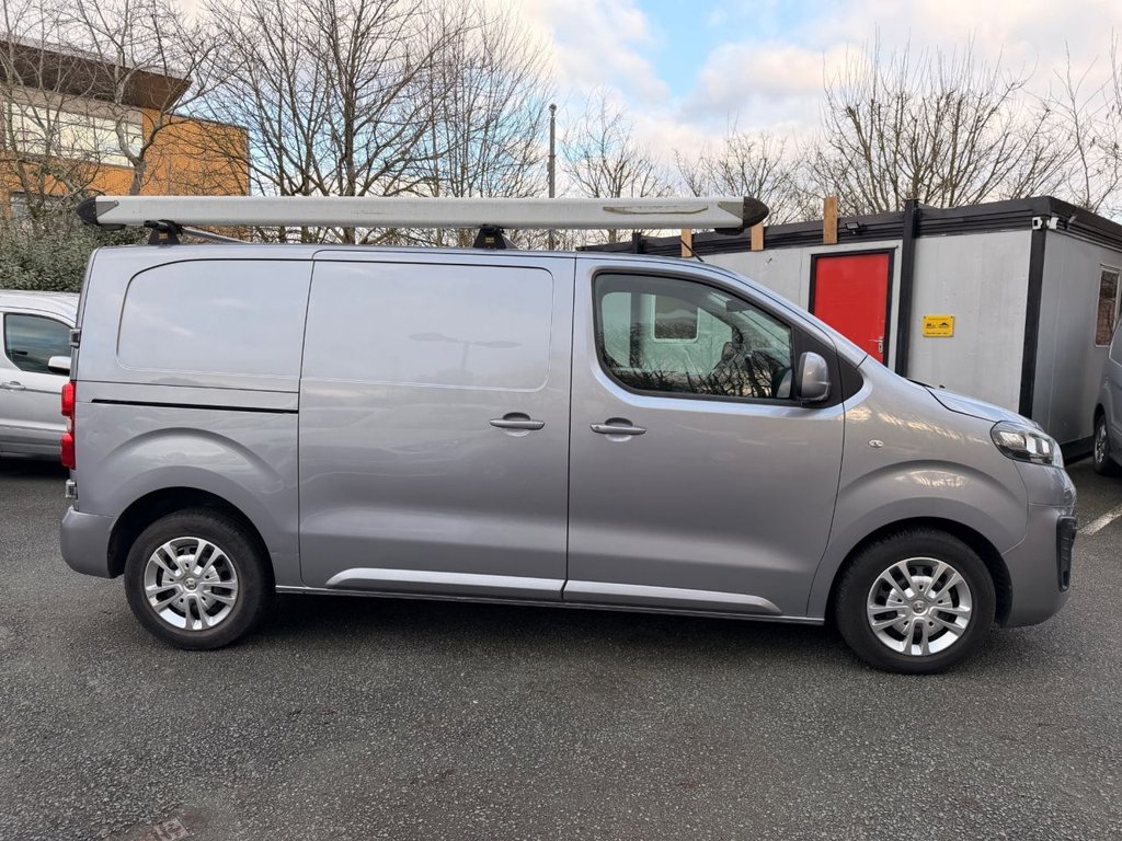 Used Vauxhall Vivaro 2020 for sale - 77422173: Photo 6