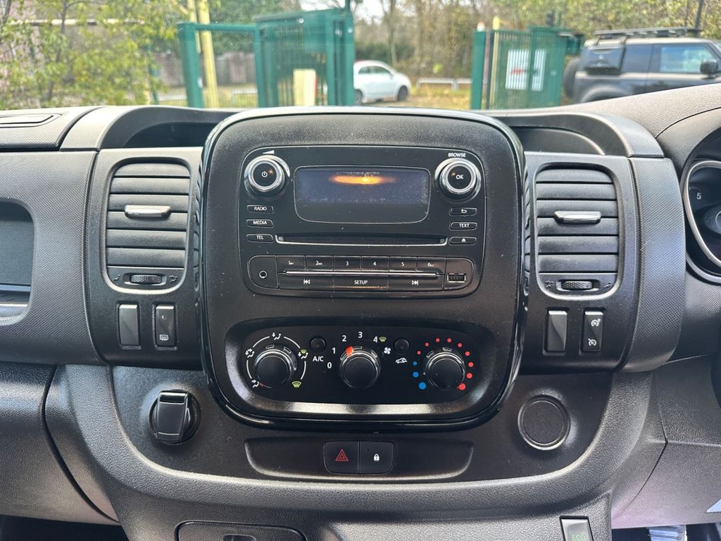 Used Vauxhall Vivaro 2018 for sale - 76867593: Photo 11