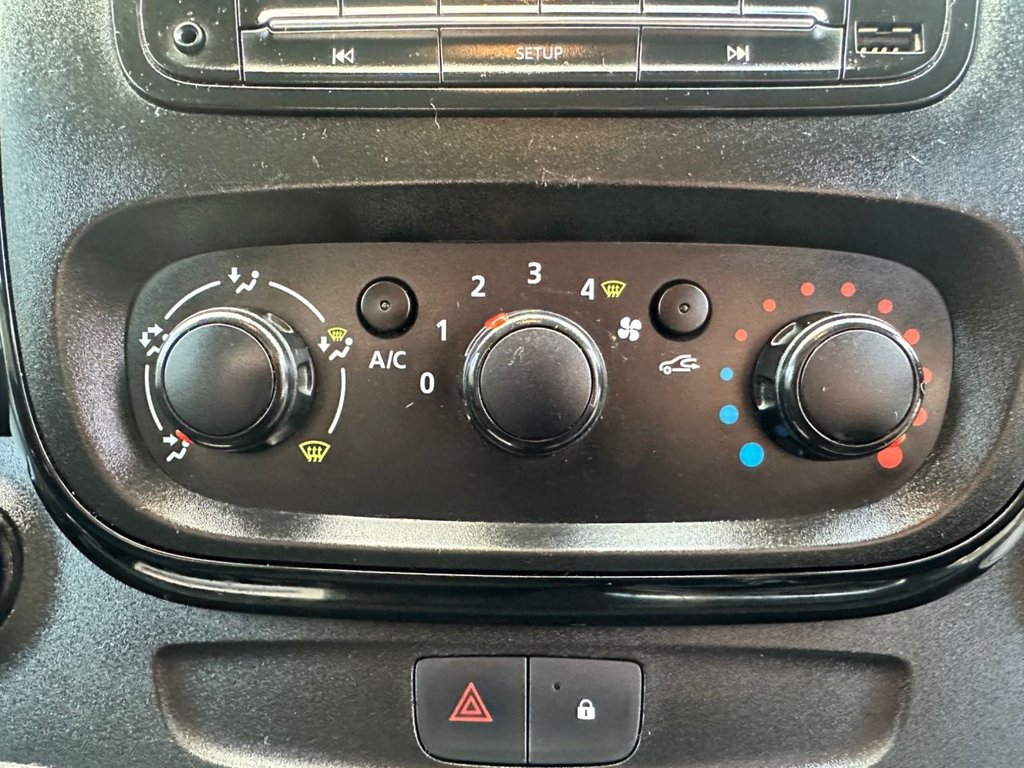 Used Vauxhall Vivaro 2018 for sale - 76867593: Photo 12