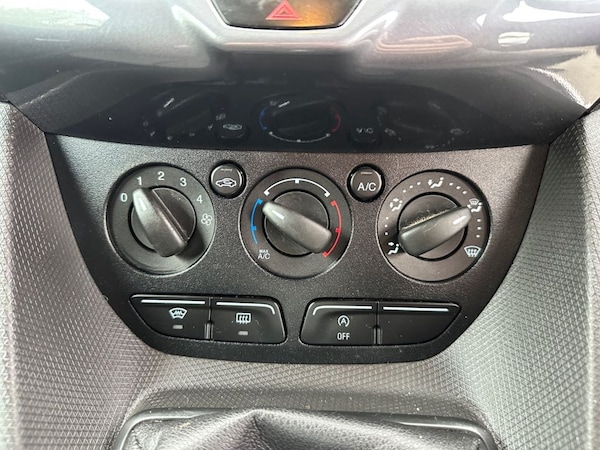 Used Ford Transit Connect 2018 for sale - 76223905: Photo 12