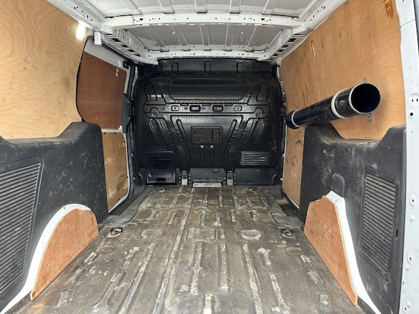 Used Ford Transit Connect 2018 for sale - 76223905: Photo 25