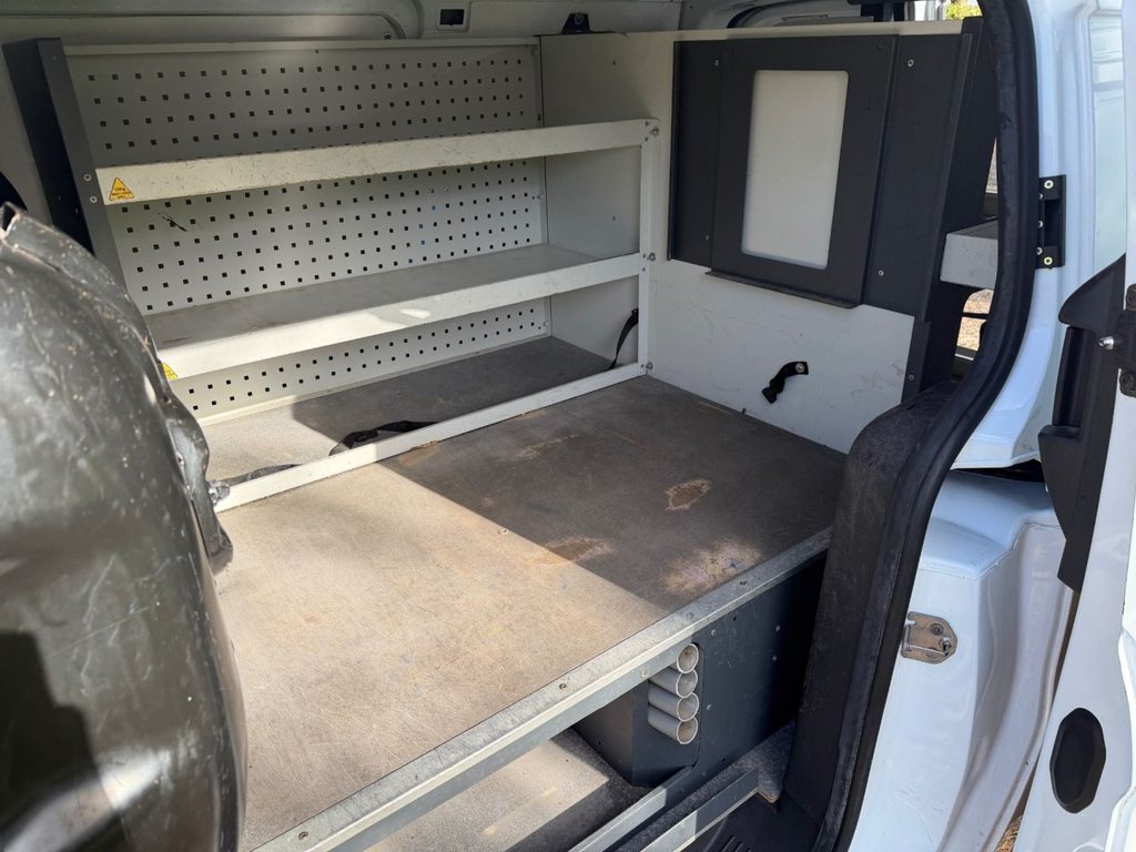 Used Ford Transit Connect 2017 for sale - 78068899: Photo 24