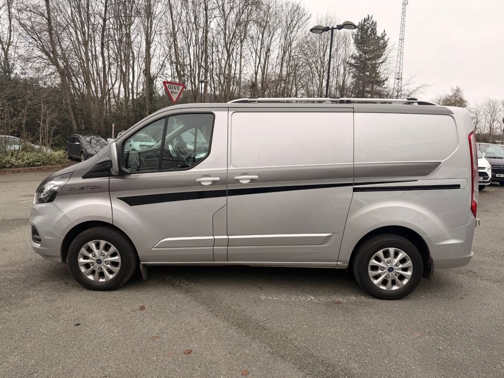 Used Ford Transit Custom 2018 for sale - 77328128: Photo 2