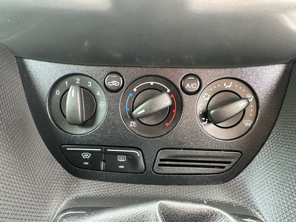 Used Ford Transit Connect 2017 for sale - 76185122: Photo 12