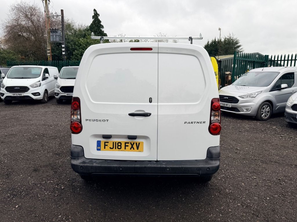 Used Peugeot Partner 2018 for sale - 77588235: Photo 4
