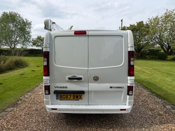 Used Vauxhall Vivaro 2017 for sale - 78468473: Photo