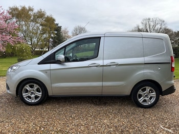 Used Ford Transit Courier 2020 for sale - 78241611: Photo