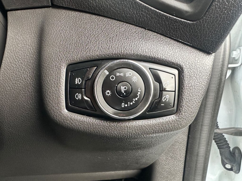 Used Ford Transit Connect 2015 for sale - 76356197: Photo 15