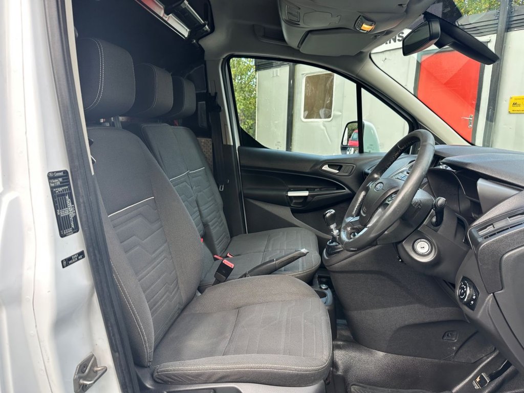 Used Ford Transit Connect 2015 for sale - 76356197: Photo 17