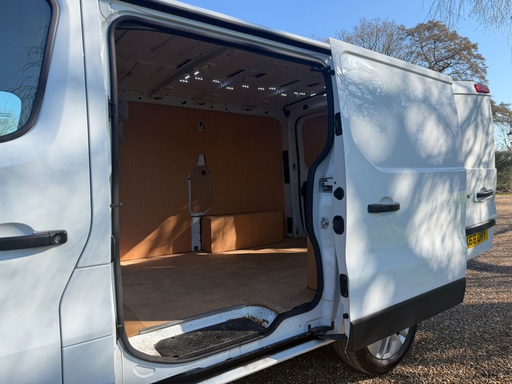 Used Renault Trafic 2018 for sale - 77748070: Photo 25