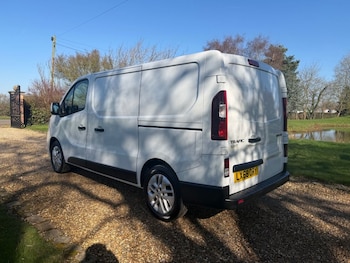 Used Renault Trafic 2018 for sale - 77748070: Photo